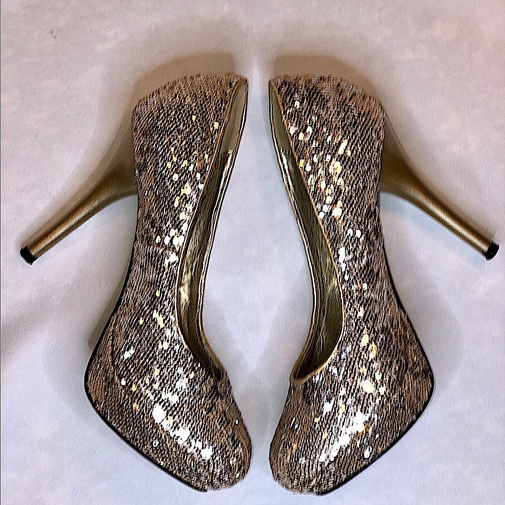 STILETTO HI HEEL SHOES 5”SPIKE CHAMPAGNE GOLD SILVER SEQUINS WORN ONCE 7 1/2 - Picture 5 of 11
